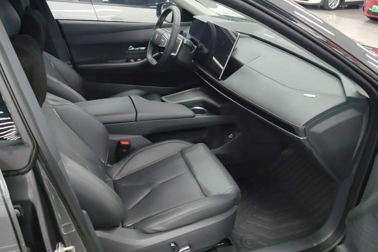 Used Deepal SL03 2022 515 Pure Electric Version Right Front Seat
