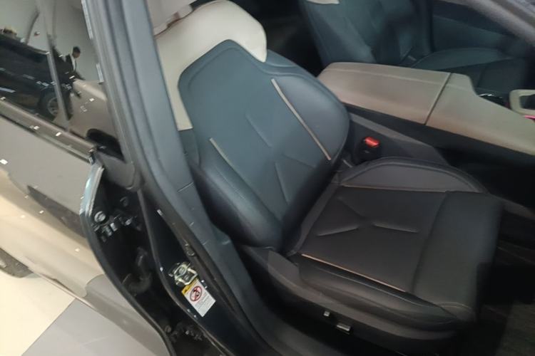 Used Deepal SL03 2022 515 Pure Electric Version Right Front Seat