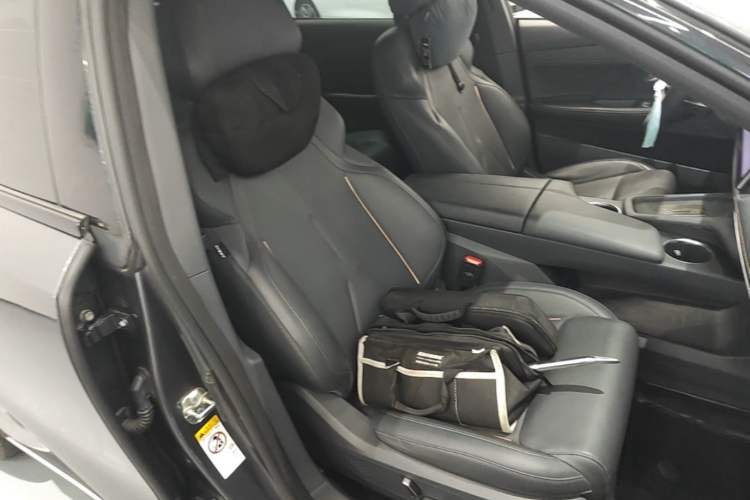 Used Deepal SL03 2022 515 Pure Electric Version Right Front Seat