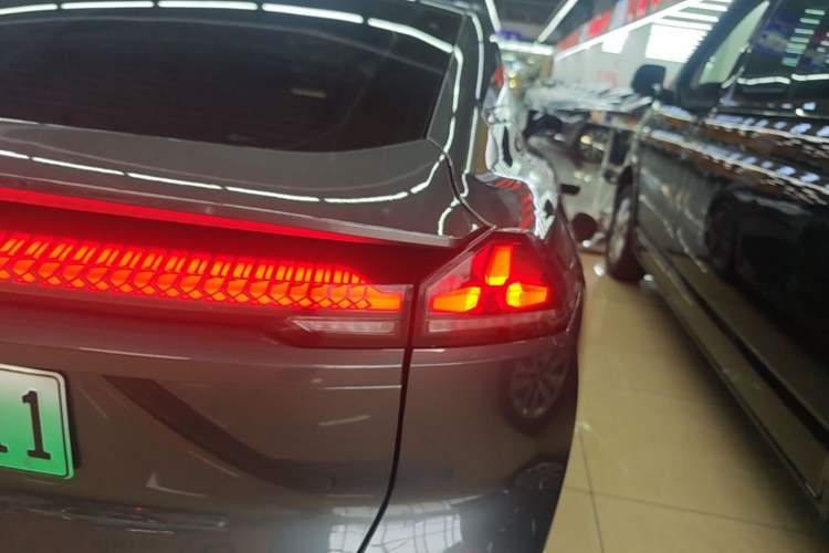 Used Deepal SL03 2022 515 Pure Electric Version Right Rear Taillight