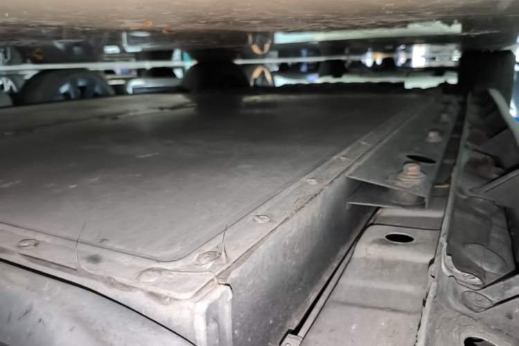 Used Deepal SL03 2022 515 Pure Electric Version Right Side Sill