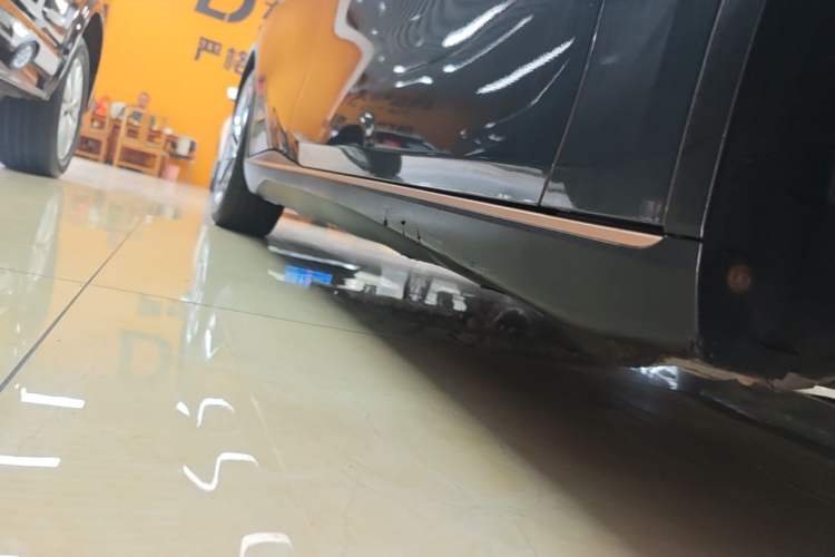 Used Deepal SL03 2022 515 Pure Electric Version Right Side Sill