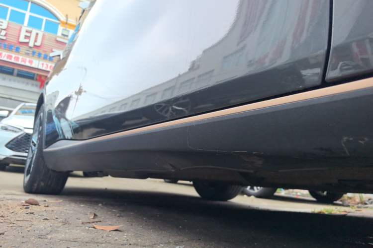 Used Deepal SL03 2022 1.5L 1200 Extended-Range Version Right Side Sill