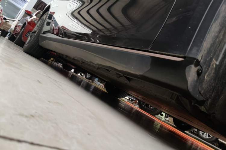 Used Deepal SL03 2022 515 Pure Electric Version Right Side Sill