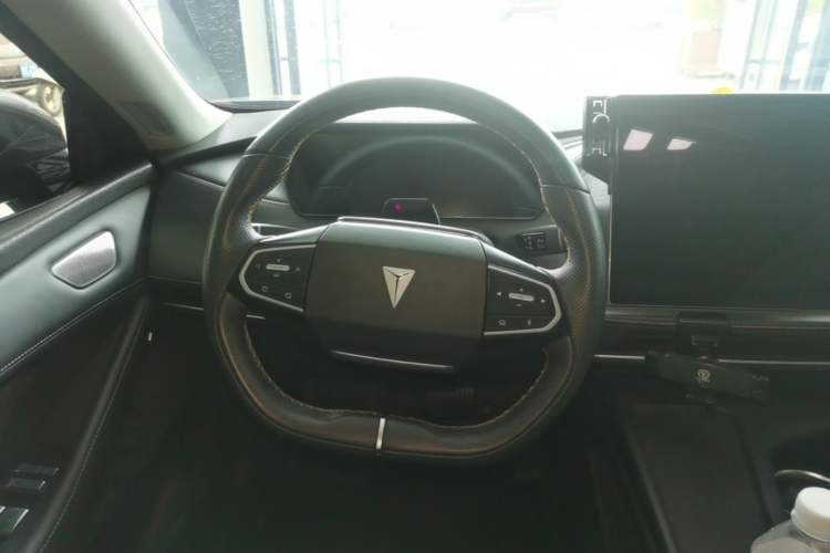 Used Deepal SL03 2022 1.5L 1200 Extended-Range Version Steering Wheel