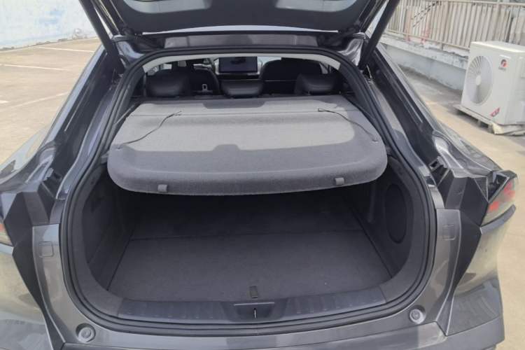 Used Deepal SL03 2022 1.5L 1200 Extended-Range Version Trunk