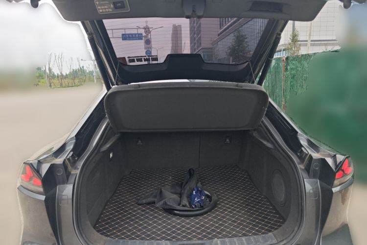 Used Deepal SL03 2022 1.5L 1200 Extended-Range Version Trunk