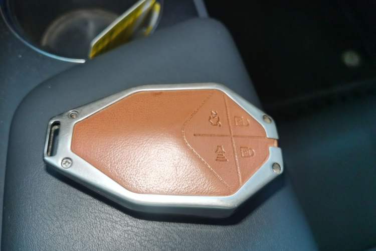 Used Deepal SL03 2022 1.5L 1200 Extended-Range Version Vehicle Key