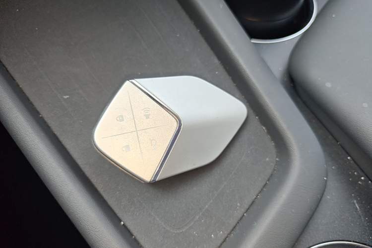 Used Deepal SL03 2022 1.5L 1200 Extended-Range Version Vehicle Key