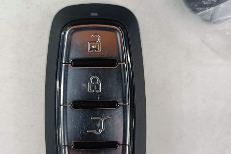 Used Deepal SL03 2022 1.5L 1200 Extended-Range Version Vehicle Key