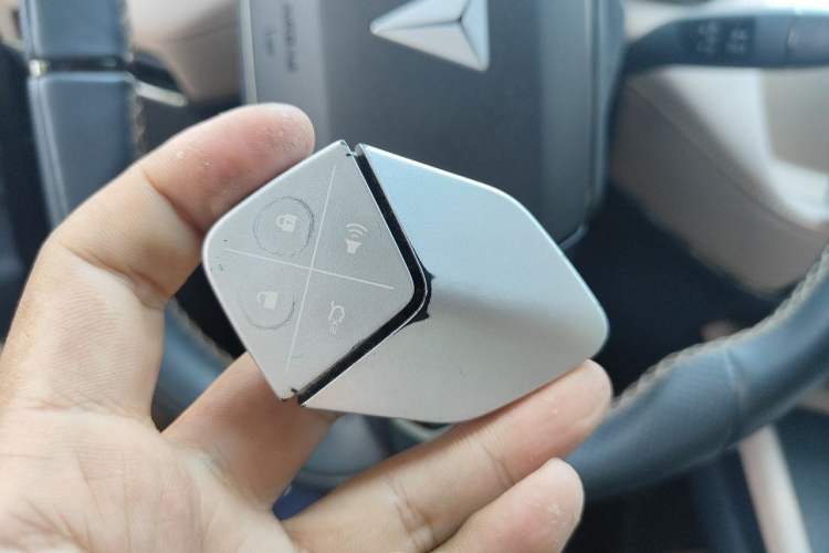 Used Deepal SL03 2022 1.5L 1200 Extended-Range Version Vehicle Key