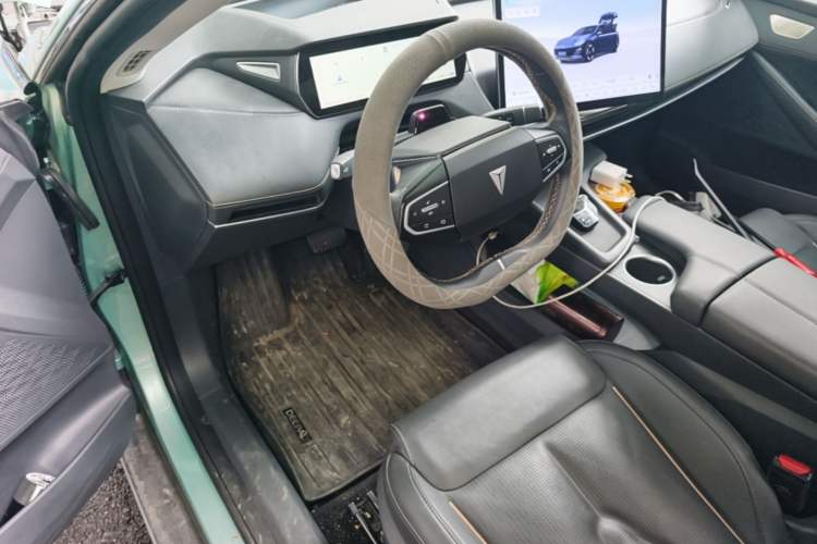 Used Deepal SL03 2022 1.5L 1200 Extended-Range Version Center Console