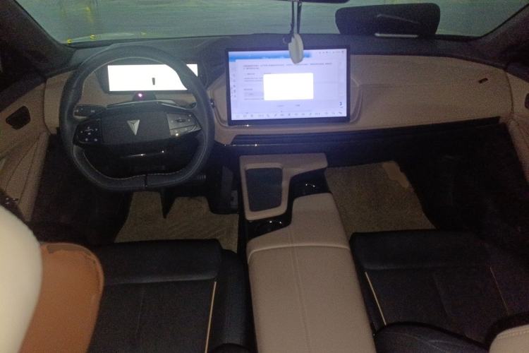 Used Deepal SL03 2022 1.5L 1200 Extended-Range Version Center Console