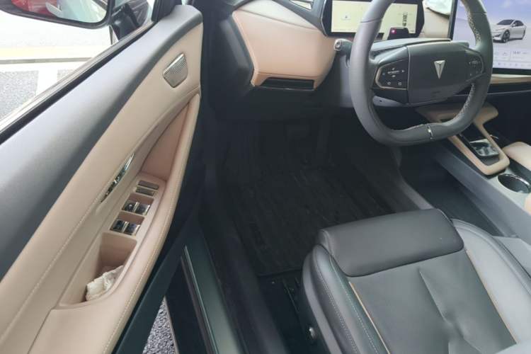 Used Deepal SL03 2022 1.5L 1200 Extended-Range Version Driver Seat