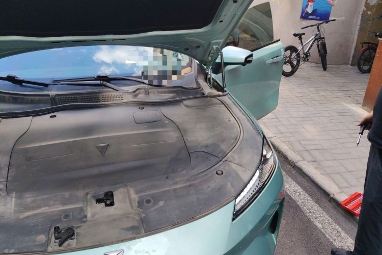 Used Deepal SL03 2022 1.5L 1200 Extended-Range Version Engine Bay Left