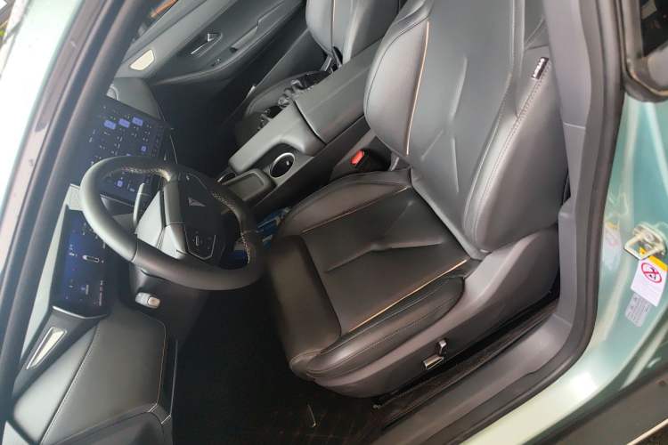 Used Deepal SL03 2022 1.5L 1200 Extended-Range Version Left Front Seat