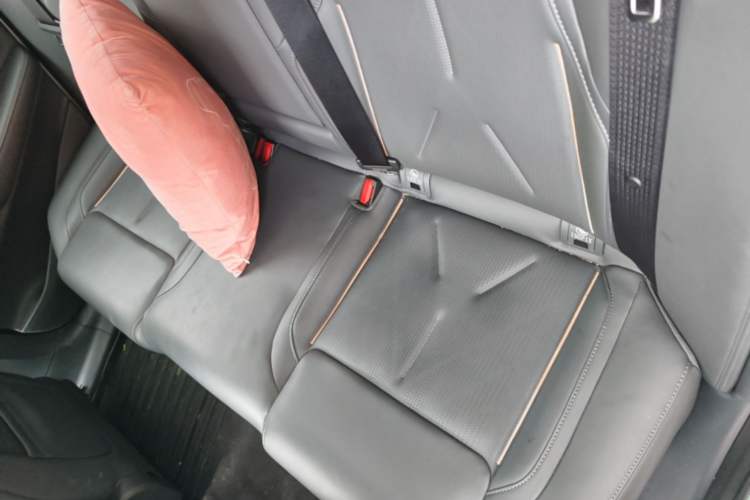 Used Deepal SL03 2022 1.5L 1200 Extended-Range Version Left Rear Seat