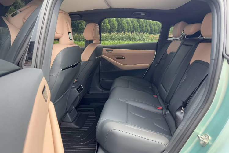 Used Deepal SL03 2022 1.5L 1200 Extended-Range Version Left Rear Seat