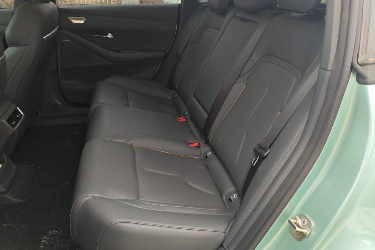 Used Deepal SL03 2022 1.5L 1200 Extended-Range Version Left Rear Seat