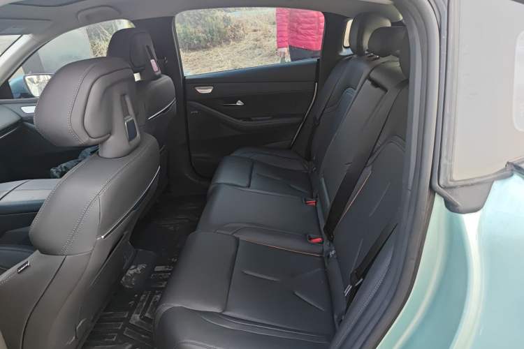 Used Deepal SL03 2022 1.5L 1200 Extended-Range Version Left Rear Seat