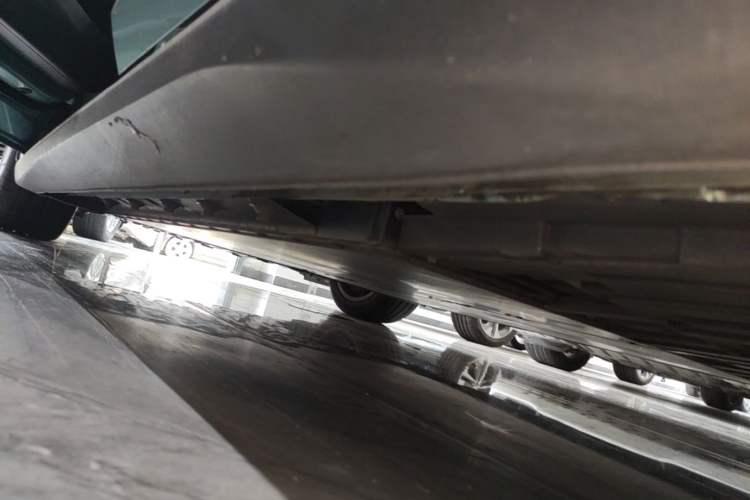 Used Deepal SL03 2022 515 Pure Electric Version Left Side Sill