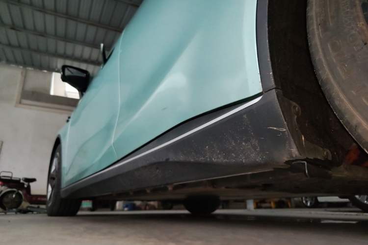 Used Deepal SL03 2022 515 Pure Electric Version Left Side Sill