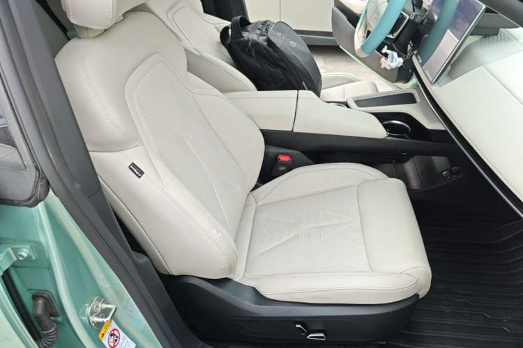 Used Deepal SL03 2022 515 Pure Electric Version Right Front Seat