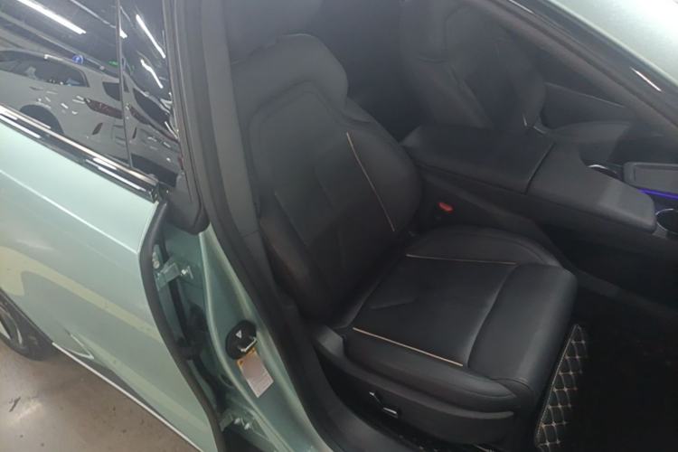 Used Deepal SL03 2022 1.5L 1200 Extended-Range Version Right Front Seat