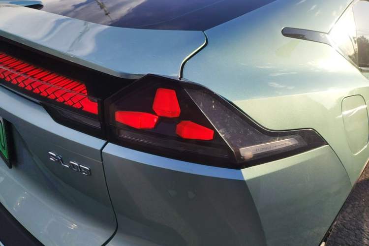 Used Deepal SL03 2022 515 Pure Electric Version Right Rear Taillight