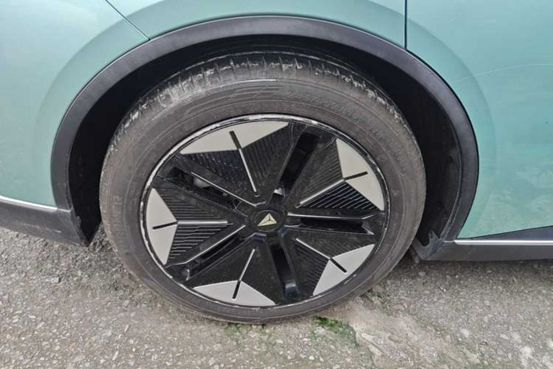 Used Deepal SL03 2022 515 Pure Electric Version Right Rear Wheel Hub