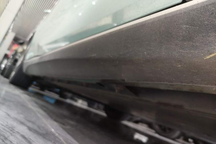 Used Deepal SL03 2022 515 Pure Electric Version Right Side Sill