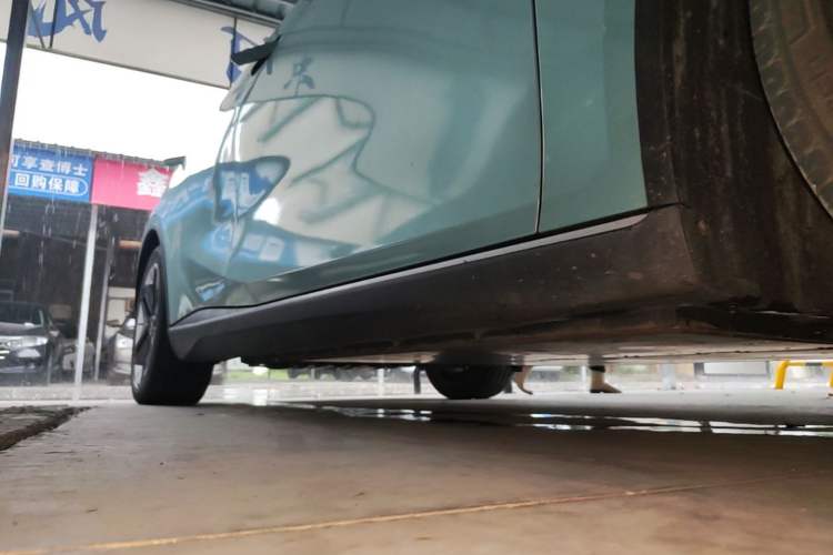 Used Deepal SL03 2022 515 Pure Electric Version Right Side Sill