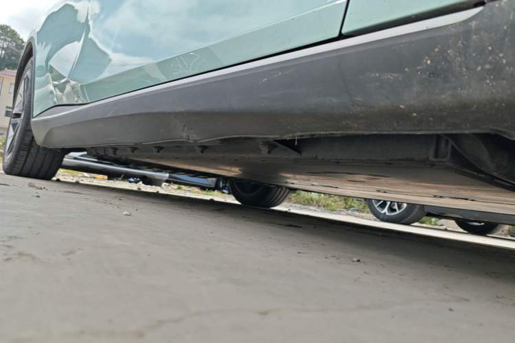 Used Deepal SL03 2022 515 Pure Electric Version Right Side Sill