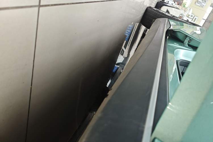 Used Deepal SL03 2022 515 Pure Electric Version Right Side Sill