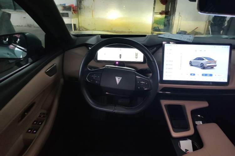 Used Deepal SL03 2022 515 Pure Electric Version Steering Wheel