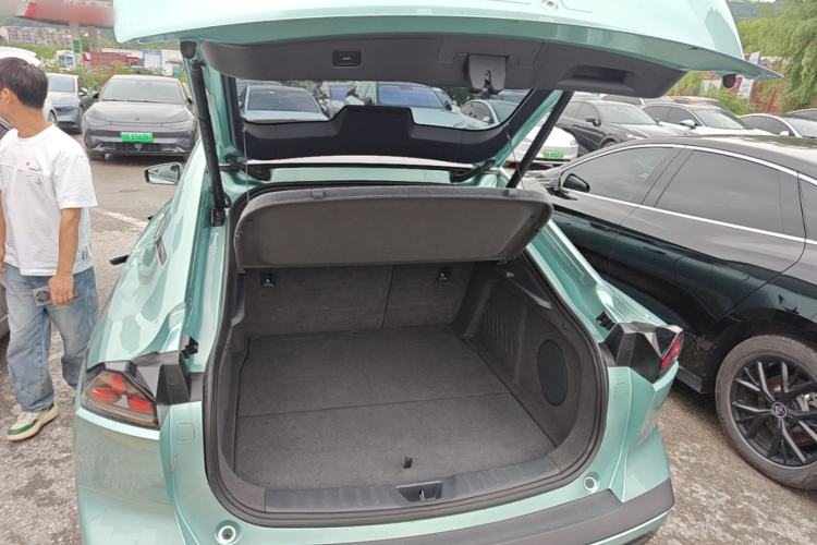 Used Deepal SL03 2022 515 Pure Electric Version Trunk