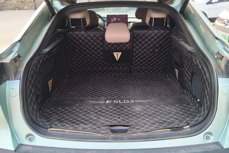 Used Deepal SL03 2022 705 Pure Electric Version Trunk