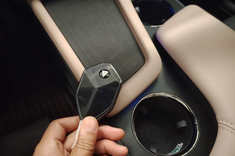 Used Deepal SL03 2022 1.5L 1200 Extended-Range Version Vehicle Key