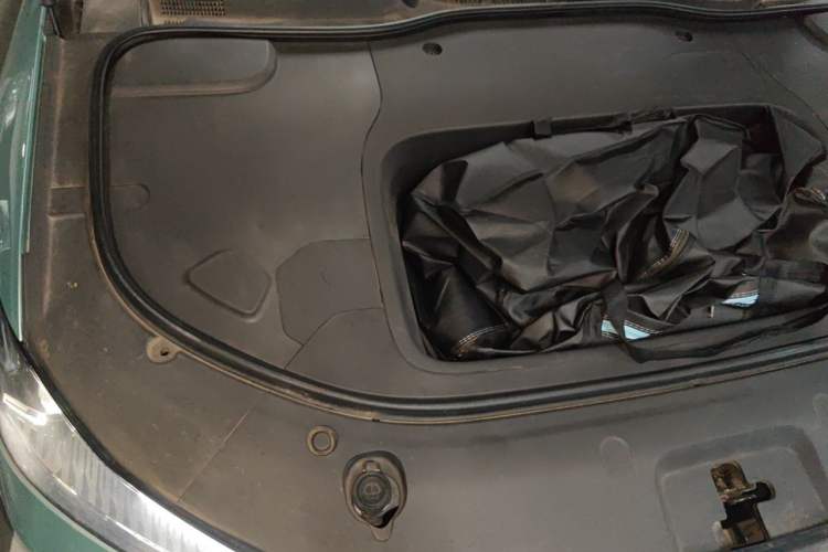 Used Deepal SL03 2022 515 Pure Electric Version Engine Bay Right