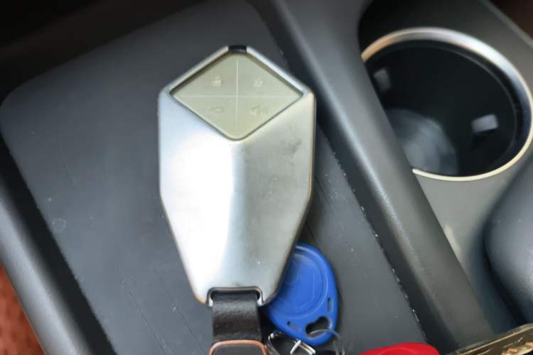 Used Deepal SL03 2022 1.5L 1200 Extended-Range Version Vehicle Key