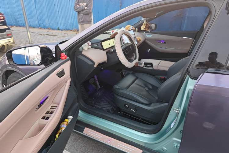 Used Deepal SL03 2022 1.5L 1200 Extended-Range Version Driver Seat