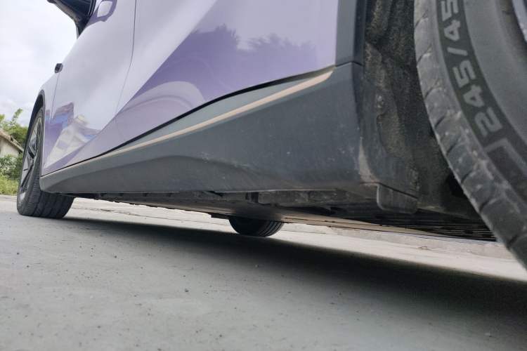 Used Deepal SL03 2022 515 Pure Electric Version Left Side Sill