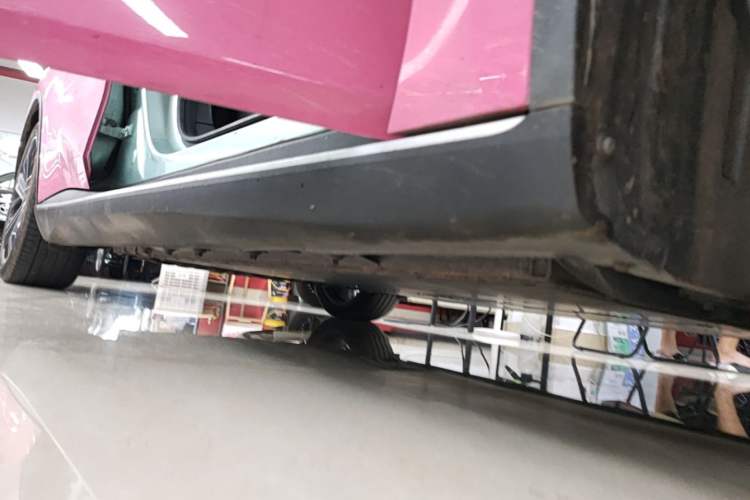 Used Deepal SL03 2022 515 Pure Electric Version Right Side Sill