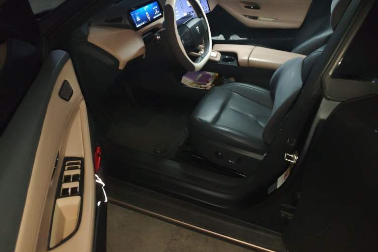 Used Deepal SL03 2022 1.5L 1200 Extended-Range Version Driver Seat