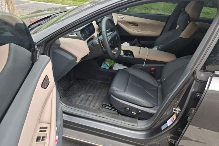 Used Deepal SL03 2022 1.5L 1200 Extended-Range Version Driver Seat