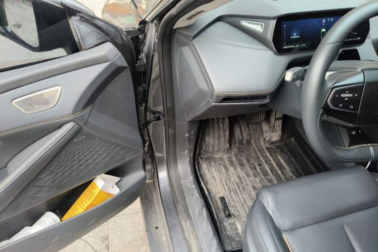 Used Deepal SL03 2022 1.5L 1200 Extended-Range Version Driver Seat