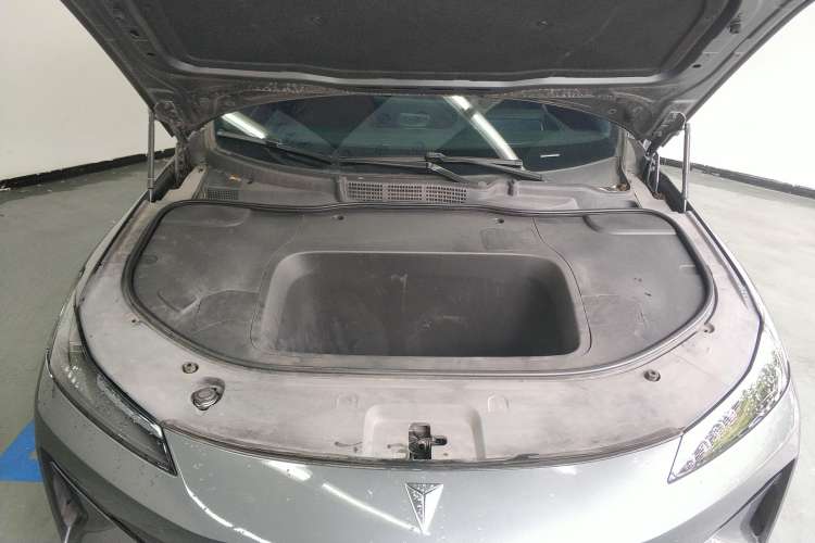 Used Deepal SL03 2022 515 Pure Electric Version Engine Bay