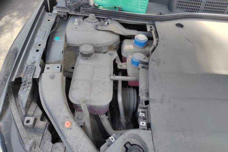 Used Deepal SL03 2022 1.5L 1200 Extended-Range Version Engine Bay Right