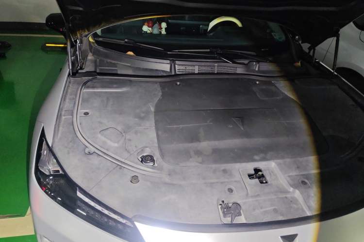 Used Deepal SL03 2022 1.5L 1200 Extended-Range Version Engine Bay Right