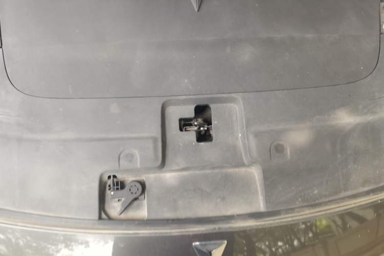 Used Deepal SL03 2022 1.5L 1200 Extended-Range Version Engine Bay